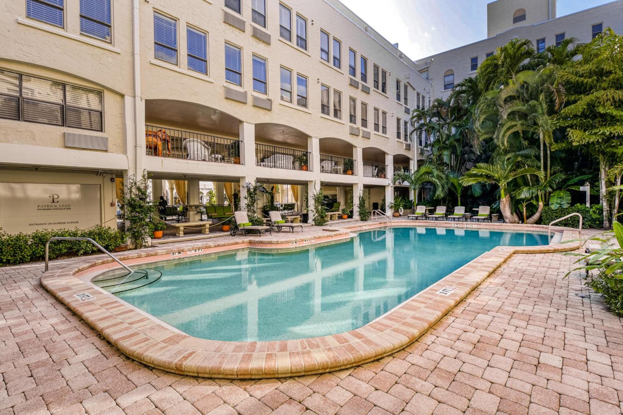 Palm Beach Hotel & Sunrise Cottage Kamer foto