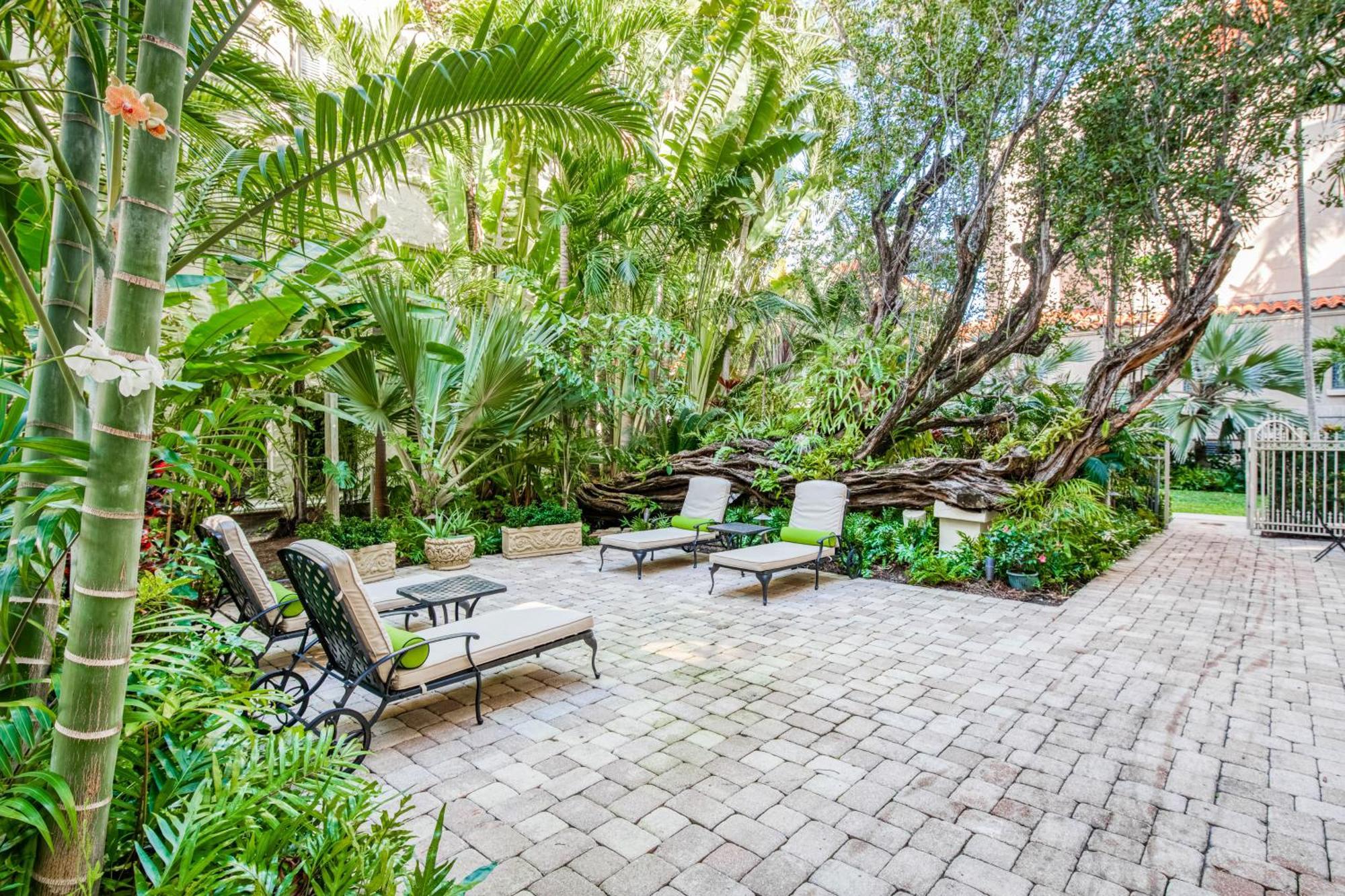 Palm Beach Hotel & Sunrise Cottage Kamer foto
