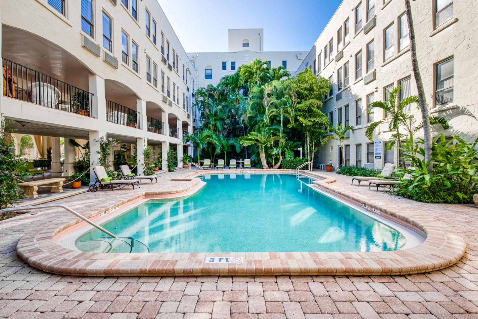 Palm Beach Hotel & Sunrise Cottage Kamer foto